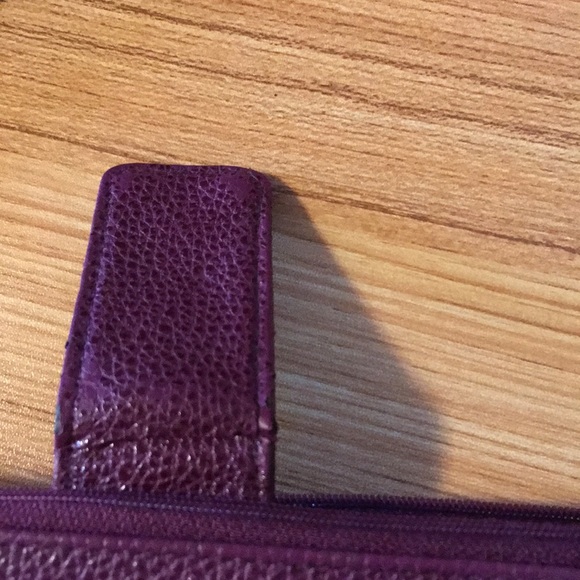 Kenneth Cole Reaction Wallet - Picture 6 of 8